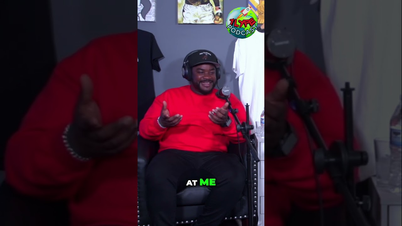 Open Mics: Social Media Secret to Comedy Success!