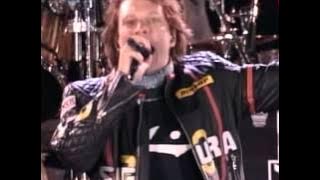 Bon Jovi - It's My Life (Giants Stadium, New Jersey 2001)