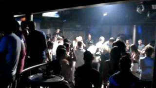 CLIP0196