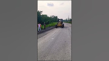 Grader ROAD edge cleaning short video #shorts #grader #civilengineering