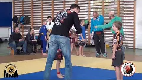 Young Dragons U10 No Gi 30 kg Ochenkowski K vs Sur...