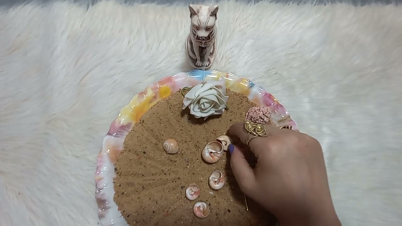 القراءة بالرمال والودع لبرج الحمل 👄👄👄