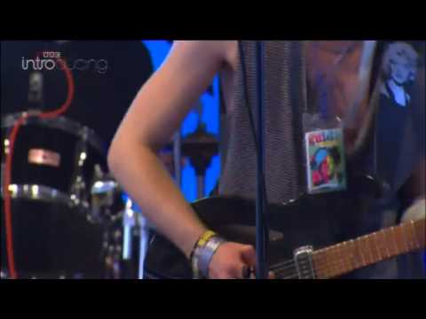 Glastonbury: Rogues - Merry Go Round