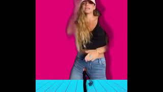 Sommer Ray Shrinks Alyssa Violet