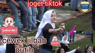 nyobain yang viral ❗ joget tiktok cewek jilbab putih #short