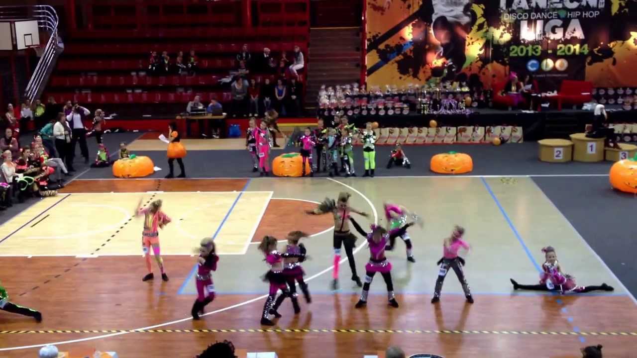 Solo DVK Nováčková + Viktorová + Juhasová 16.11.2013 Chomutov plzeň akce