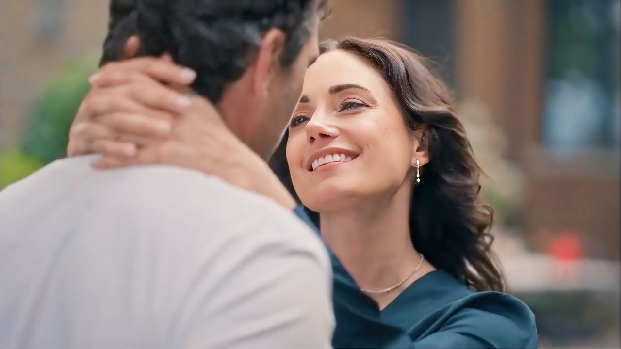 She meets a man on a dating app after her husband’s death, but he’s hiding a dark secret