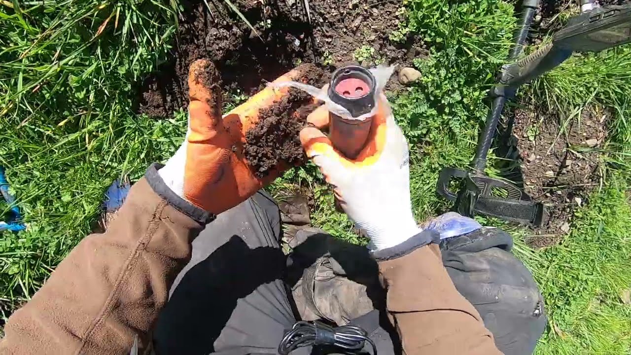Big coin in the dense iron with the Minelab Manticore.