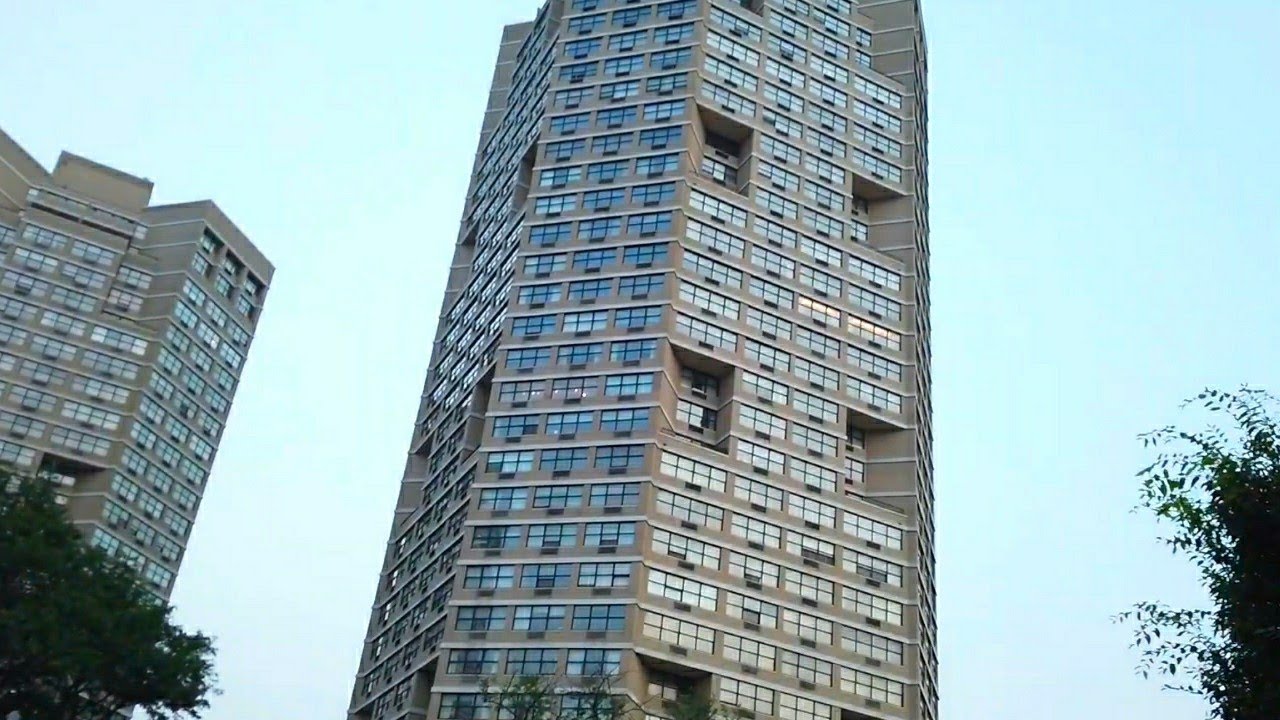 Walk tour around the Galaxy Towers and inside the Galaxy Mall in