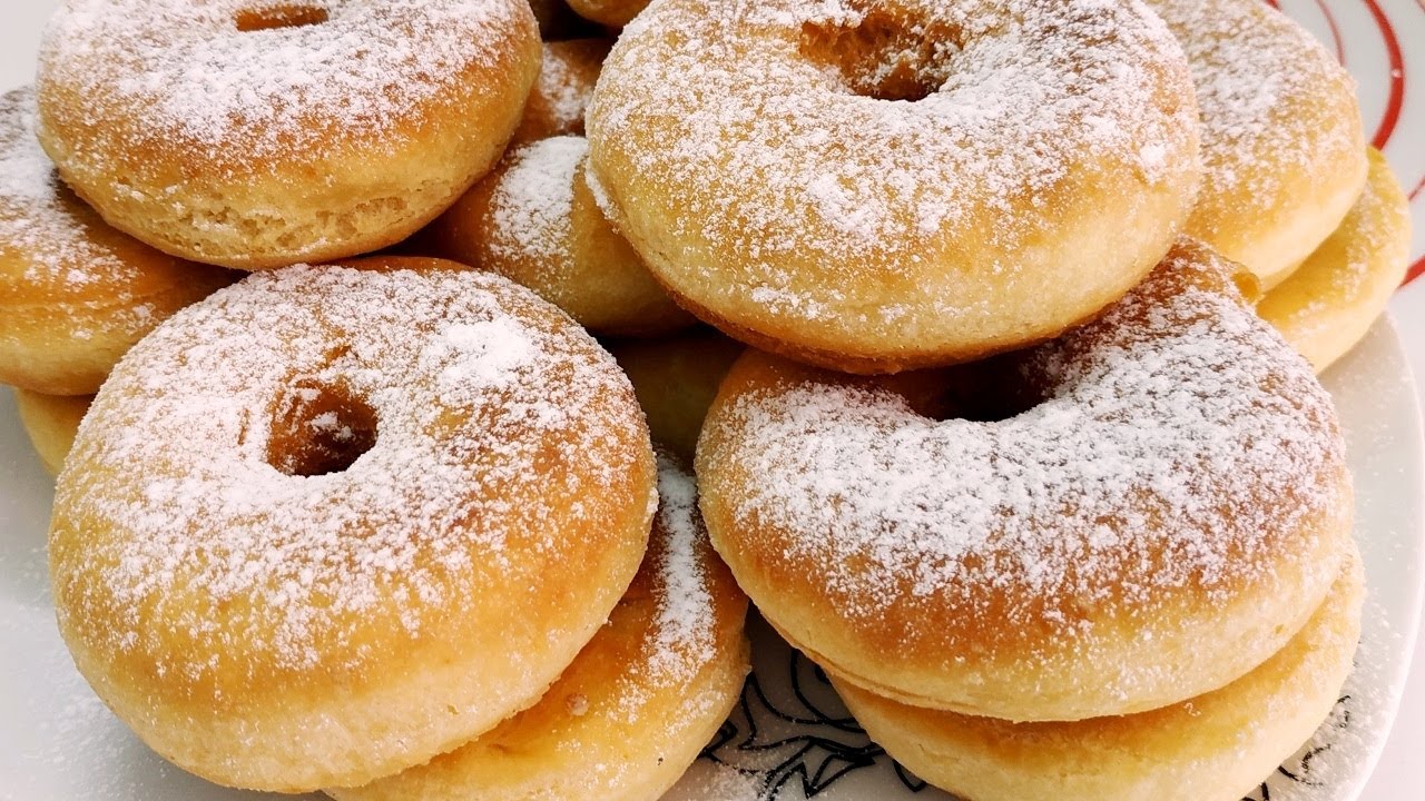 10 рецептов вкусных пышных пончиков с начинками и без