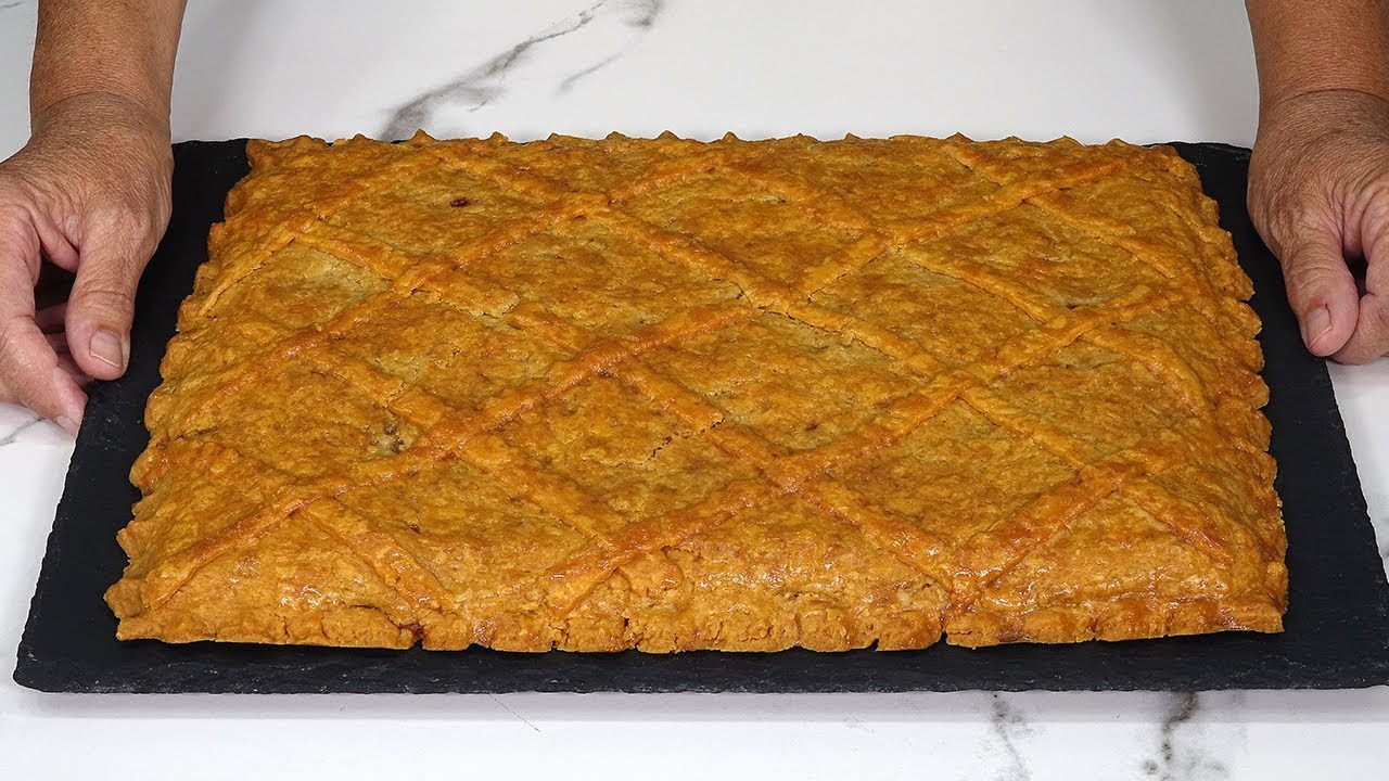 EMPANADA DE POLLO CON MASA CASERA🤩. Fácil y rápida - Loli Domínguez - 