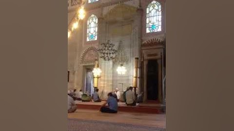 تلاوة هزّت قلوب الأتراك في اسطنبول