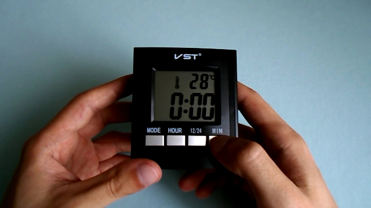 Как настроить говорящие часы. Будильник VST 7027. VST часы электронные 7075. Vst668 часы. Говорящие часы VST.