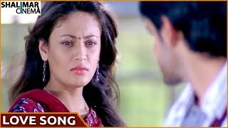 Watch love song of the day 130. subscribe for more videos -
https://www./shalimarcinema like us on facebook
https://www.facebook.com/shalimarcin...