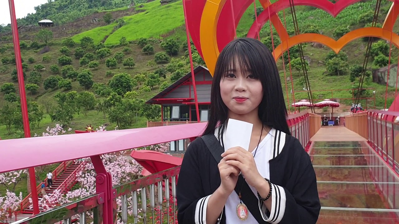 Kết quả hình ảnh cho cầu kÃnh tình yêu má»c châu