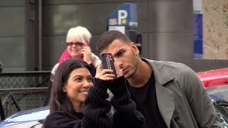 EXCLUSIVE :  Kourtney Kardashian and Younes Bendjima in love visiting Montmartre in Paris