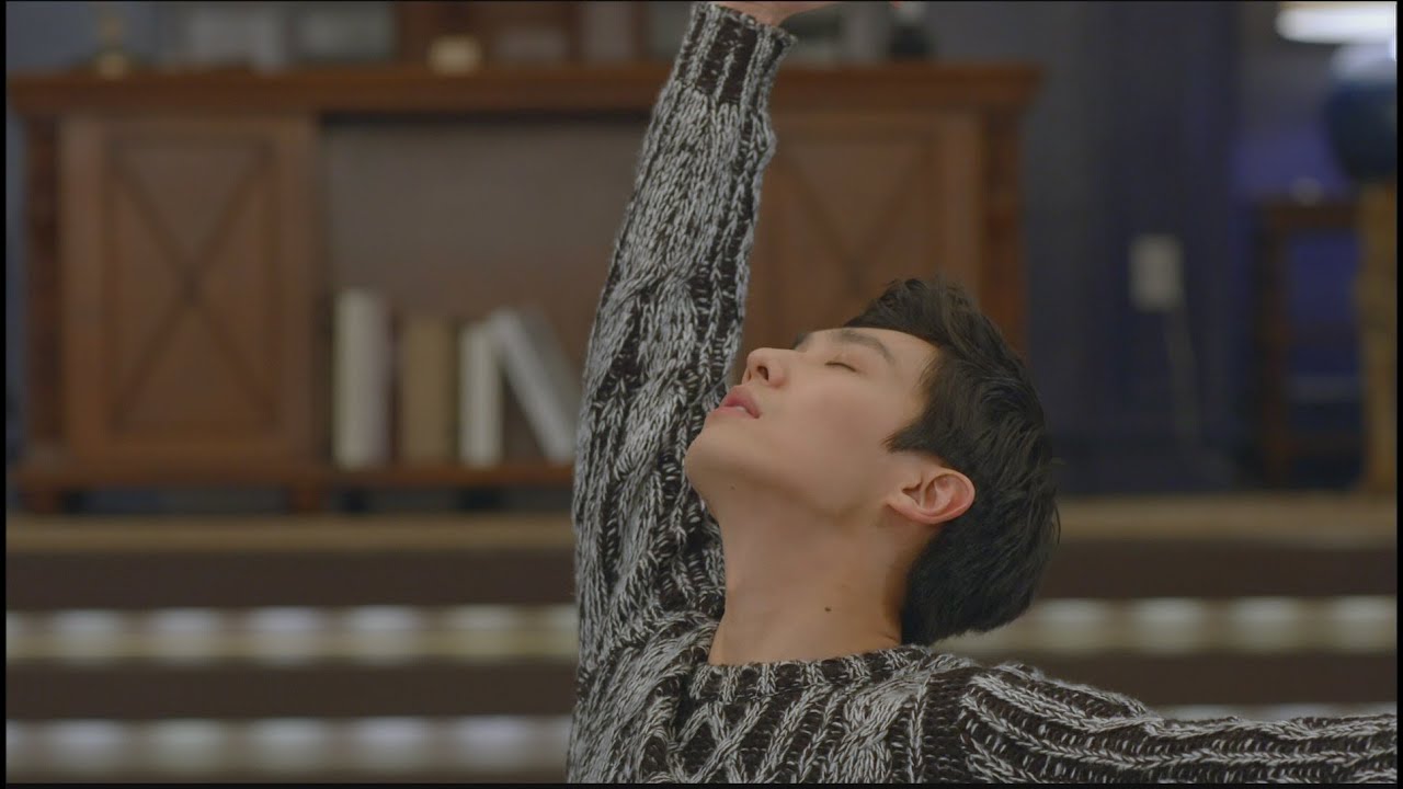 [HOT] 미스터 백 7회 - '신하균 질투!' 이준, 장나라 앞 멋진 현대무용 실력 공개! 20141126