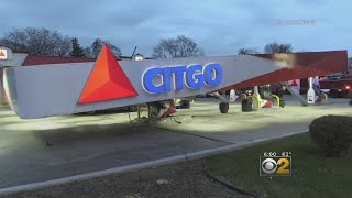 Motorists Escape Injury In Gas Station Collapse