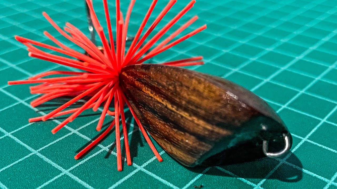 Making triangular jump frog lure.