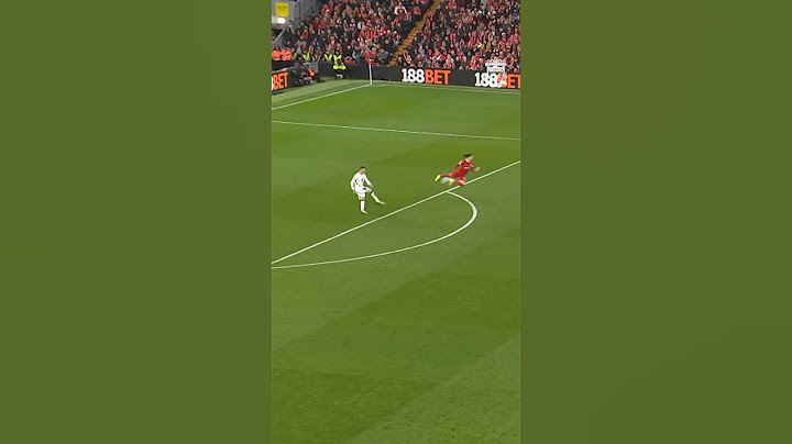 Darwin Núñez forces the first goal!