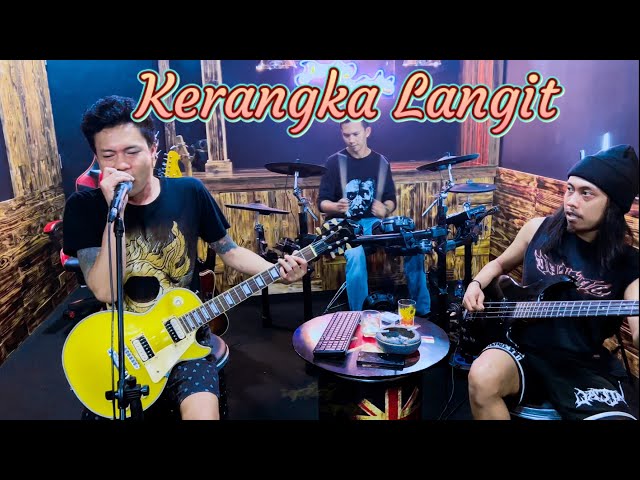 Kaisar - Kerangka Langit ( Cover ) Live Video by dens gonjalez class=