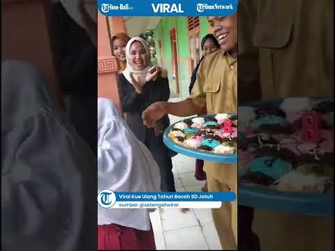 Viral Kue Ulang Tahun Bocah SD Jatuh saat Dirayakan di Sekolah