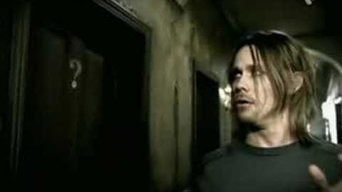 Alter Bridge - Broken Wings (music video)