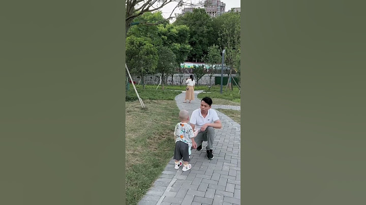Cute Baby Stops Dad From Taking Money And Returns It To The Owner#funny #fatherhoodlove #cute