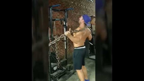 Hardcore Chain Dips