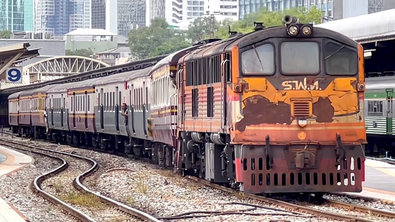 SRT. #หกสิบยังแจ๋ว 2 ปู่ GEK 4007 ทำขบวน 986 จากหาดใหญ่และ GEK 4025 ทำสับเปลี่ยนย่านกรุงเทพฯ มี 4511