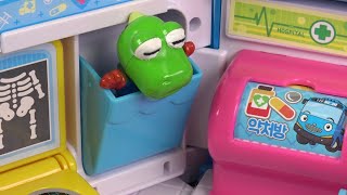 꾀병으로 병원에 가게 된 크롱~ 타요버스 병원놀이  ❤  뽀로로 장난감 애니 ❤ Pororo Toy Video | 토이컴 Toycom