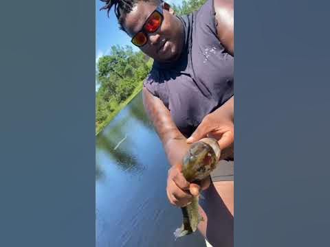TRYING TO AVOID GETTING BITTEN BY A SHARP TEETH PIKE !! (FULL VIDEO ON TRYING TO AVOID GETTING BITTEN BY A SHARP TEETH PIKE !! (FULL VIDEO ON