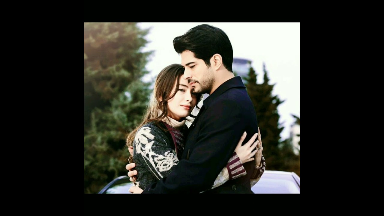 Burak özçivit y Neslihan Atagül. Momentos en los que sus miradas lo dicen todo.