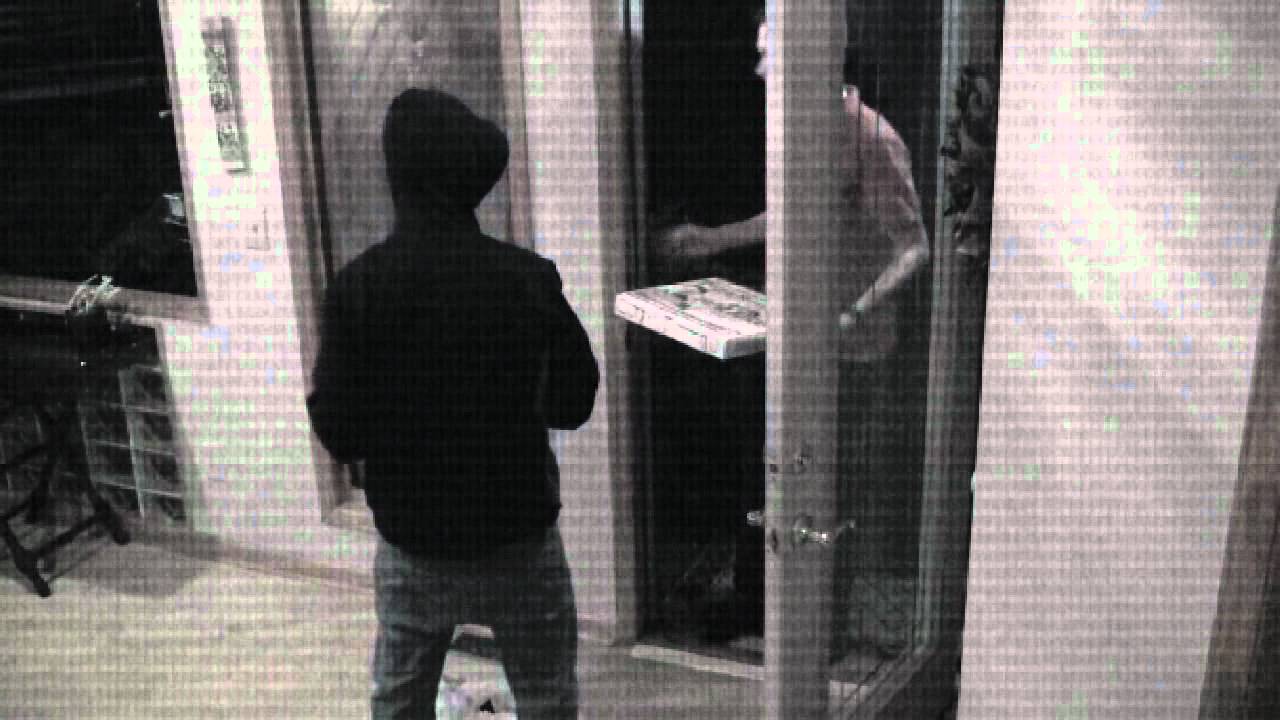 Robber Fail Unbelievable Robbery Fail- MUST SEE - YouTube