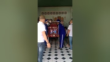 đầu bạc tiễn kẻ đầu xanh