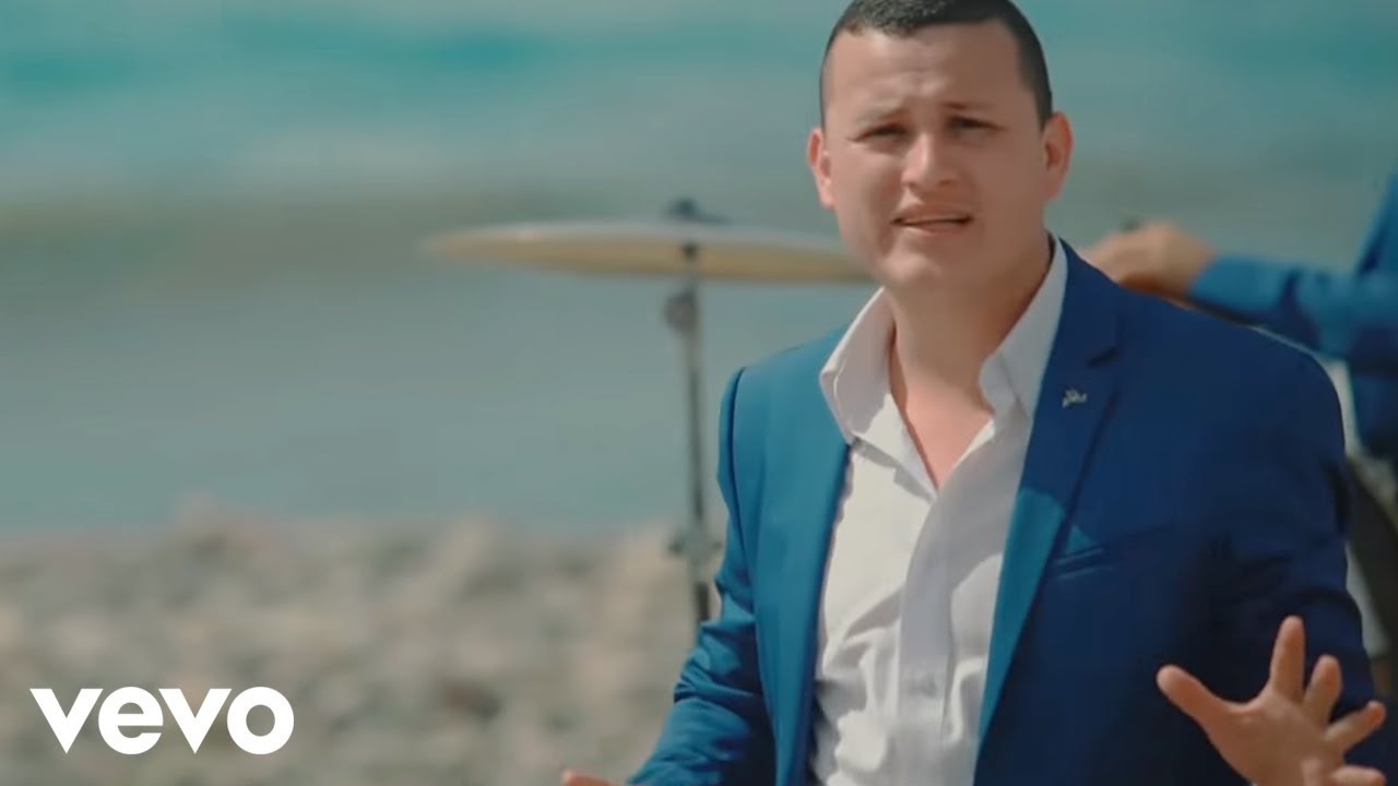 La Poderosa Banda San Juan - Amores Pasajeros