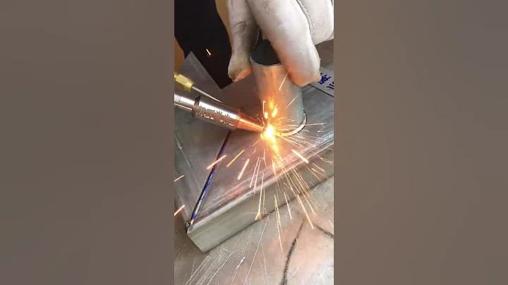 Laser welding 手持激光焊接機 1小時3度電的電焊機，速度快效率高220穩定電壓，無需技術5分鐘速成焊接 好物推薦 激光焊接259 - 天天要聞