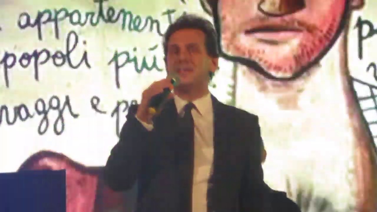 Giuliano Marongiu e il suo gruppo cantano e ballano ''Pratobello'' (Furtei 17/08/2019)