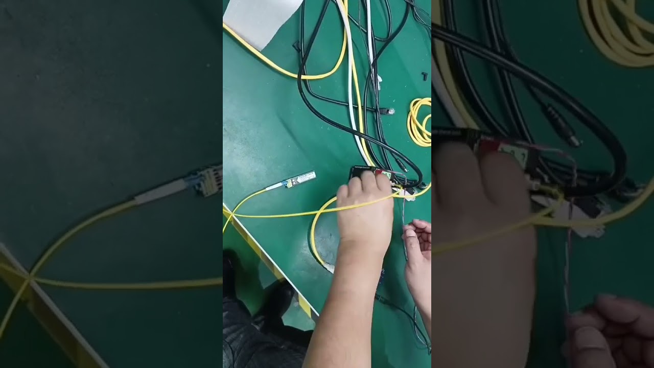 Micro Mini Industrial Gigabit PoE Switch working with 10G SFP