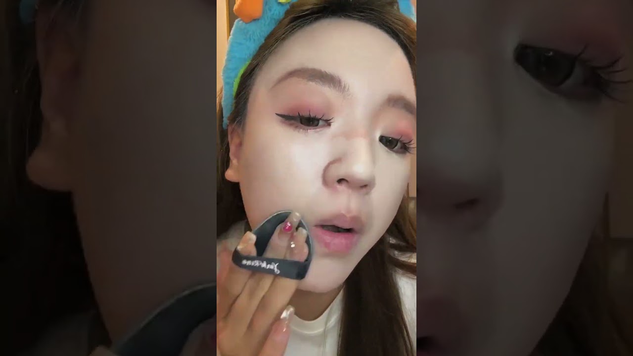 Full-body trial of air cushion for blemish skin