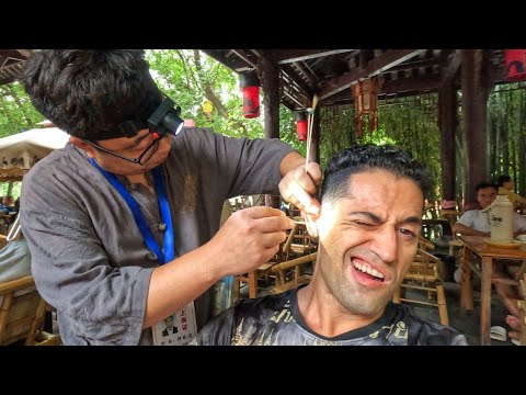 中国のハードコアな路上耳掃除