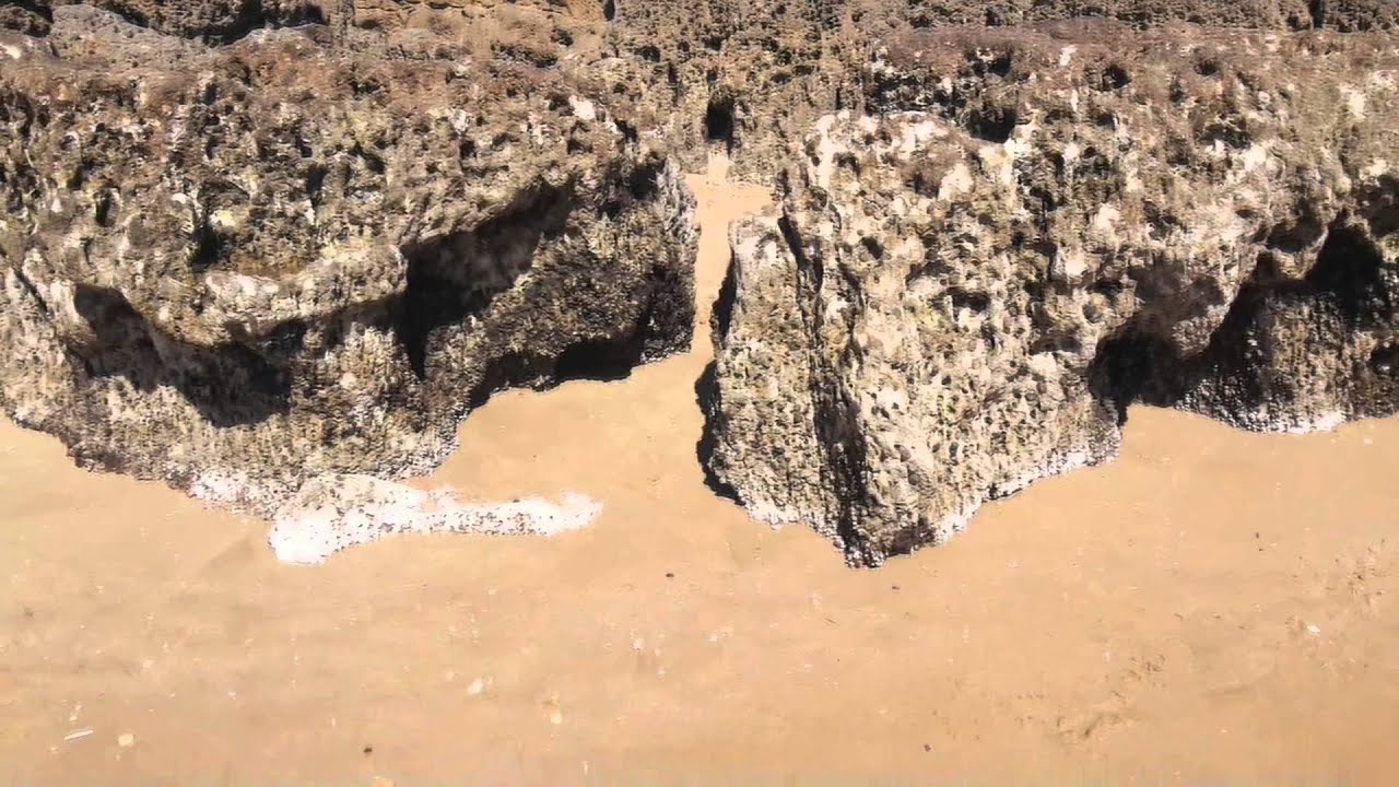 португалия. Praia grande Ferragudo