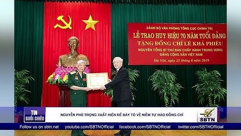 Nguyễn Phú Trọng tái xuất hiện để mừng Lê Khả Phiêu 70 tuổi đảng