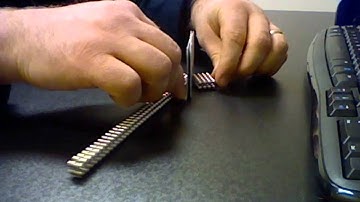 Super Easy way to make a magnetic bucky ball cube using two buisness cards