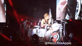 5 Seconds Of Summer - What I like about you (Milan, 9/5/15)