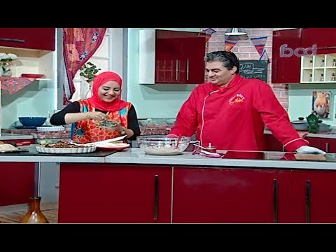 الشيف قدري يفاجئ ساره في استديو سنه اولي عشان يقولها كل سنه وانتى طيبه