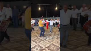 Hatay Reyhanlı Düğünleri Davul Zurna Eşliğinde Mükemmel Oynuyorlar Resimi