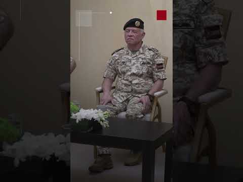 الملك يزور قيادة مشاغل الحسين التابعة لسلاح الصيانة الملكي