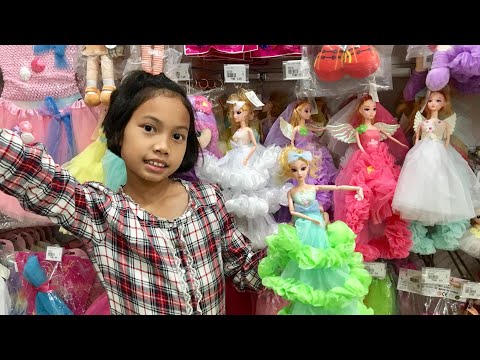 Barbie Dolls น้องโดนัทซื้อตุ๊กตาบาร์บี้ สวยๆทั้งนั้นเลย | FocusToys