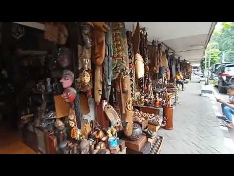 Video: Mus ntsib Jalan Surabaya Antique Market hauv Indonesia